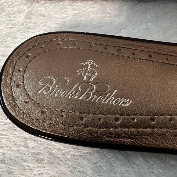 Brooks Brothers Black and White Crisscross Sandals 🤎🤎 - Picture 4 of 7